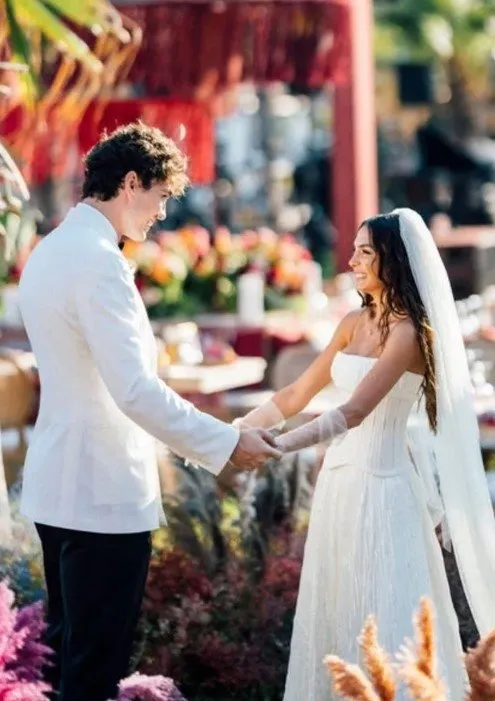 cedi-osman-ebru-sahin-icin-kesenin-agzini-acti-tam-tamina-8-milyon-tl-harcadi-1657352919700.jpg Cedi Osman Ebru Şahin için kesenin ağzını açtı! Tam 8 milyon TL harcadı - 3