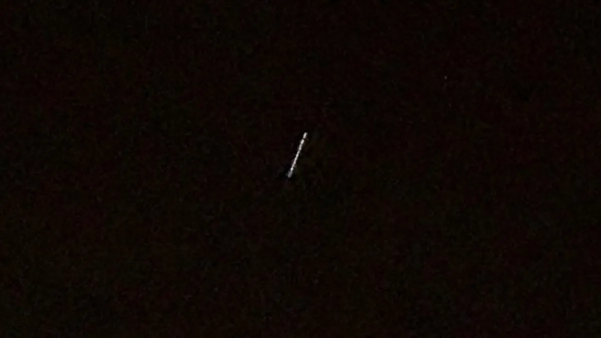 Starlink uydusunu gökyüzünde görenler heyecanlandı!