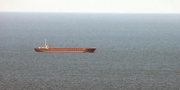 Türk gemisi serbest bırakıldı İtalyan balıkçıların aileleri harekete geçti