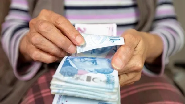 Asgari ücret ne kadar olacak? Asgari ücret için kritik toplantı! 2022 asgari ücret zammı için 3 senaryo