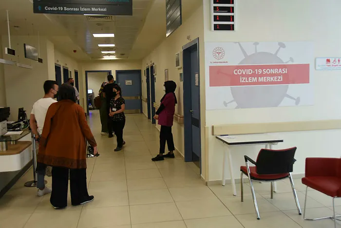 Son dakika: Bu belirtilere dikkat! Koronavirüsü atlatanlarda ortaya çıkıyor - 4