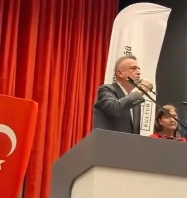 CHP'li Battal İlgezdi kendisini eleştiren vatandaşa çok ağır küfürler savurdu - 4