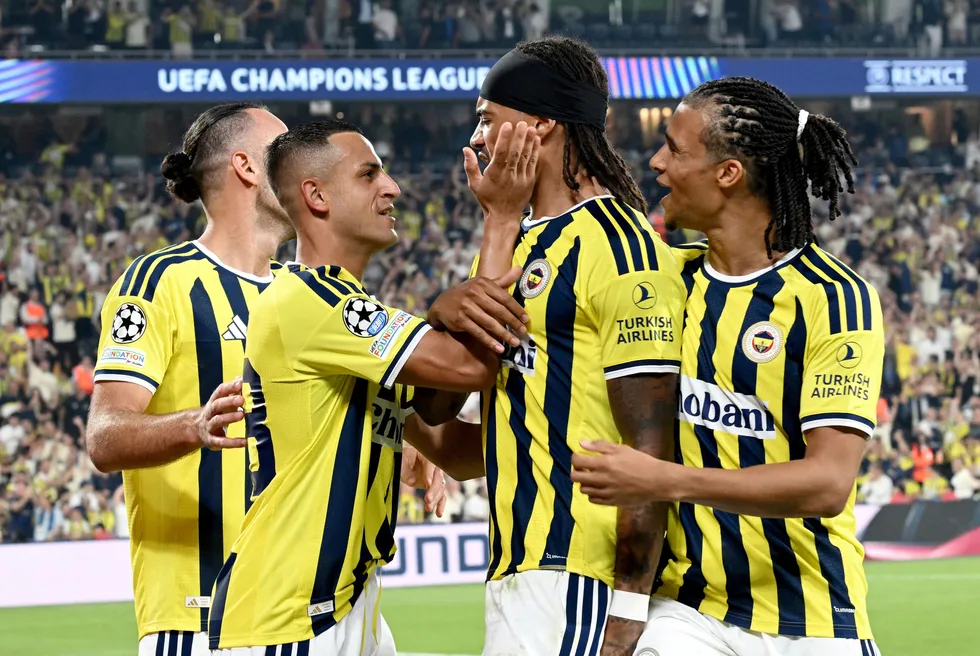 1789379216498.jpg Sezon sonunda bitecek kontrat için Fenerbahçe düğmeye bastı: Mert Müldür için görüşmeler başlayacak - 1