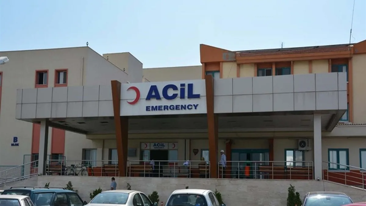 İzmir'de aile dehşeti! Lise öğrencisi babasını öldürüp annesini yaraladı