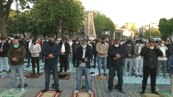 Yunan basınında Ayasofya'daki bayram namazı hazımsızlığı! - 3