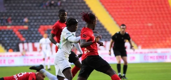 Son dakika: Gaziantep FK 1-1 Giresunspor | MAÇ SONUCU ÖZET - Süper Lig 10. hafta