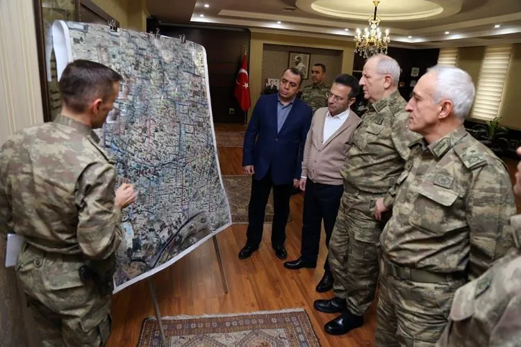 Orgeneral Adem Huduti de gözaltında - 1