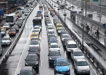 Trafik sigortasında prim düşüşü sürüyor