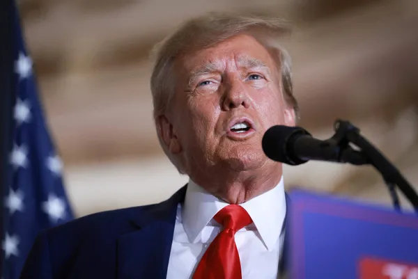SON DAKİKA | ABD'de tarihi gün! Eski Başkan Trump önce tutuklandı sonra serbest kaldı! Dikkat çeken ilk yorum: Asla düşünmezdim - 15