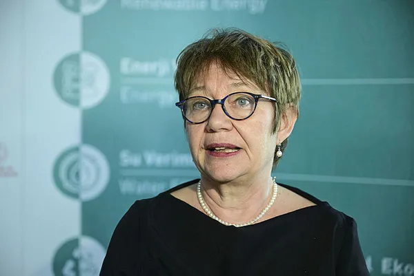 ebrd-baskani-renaud-basso-turkiyede-bu-yilki-yatirimlarimiz-25-milyar-euroyu-asacak-1700656062817.jpg EBRD Başkanı Odile Renaud-Basso: Türkiye'de bu yılki yatırımlarımız 2,5 milyar euroyu aşacak - 2