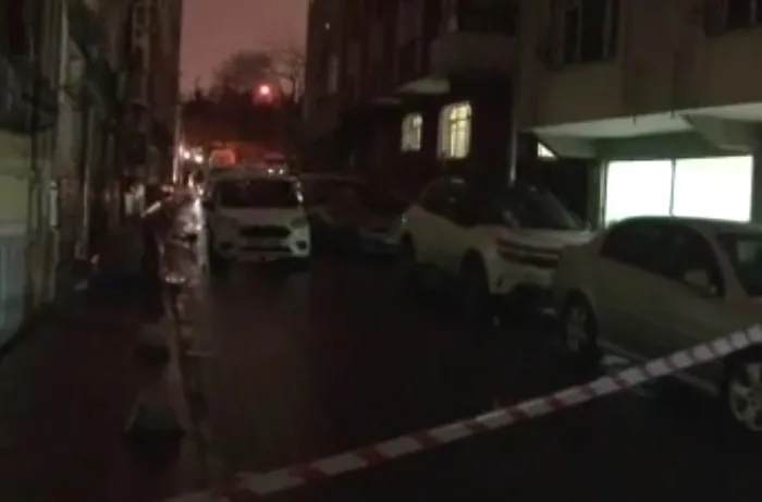 beyoglunda-16-yasindaki-cocugu-silahla-vuran-zanlilardan-biri-serbest-birakildi-1646212157127.jpg Beyoğlu’nda 16 yaşındaki çocuğu silahla vuran zanlılardan biri serbest bırakıldı - 4