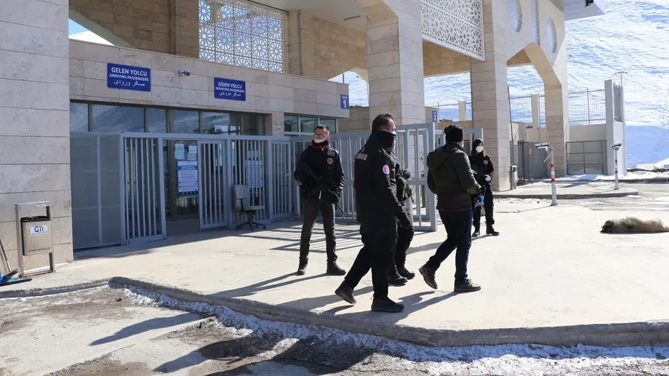 Sağlık Bakanı duyurmuştu! Kapıköy Gümrük Kapısı'nda harekete geçildi