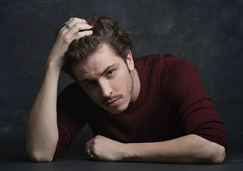 Boran Kuzum'un acı kaybı! Son yolculuğuna uğurladı