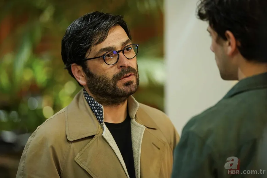 Bir Zamanlar Çukurova’nın Betül’ü İlayda Çevik’in sevgilisi kendisinden daha ünlü çıktı! Bakın hangi oyuncuyla birlikte… 14