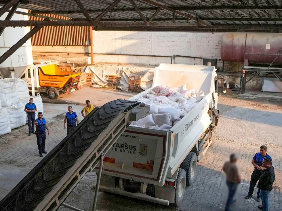 Sofralarımıza böcekli ve küflü un yedireceklerdi! Tarsus'taki skandal denetimle ortaya çıktı - 2
