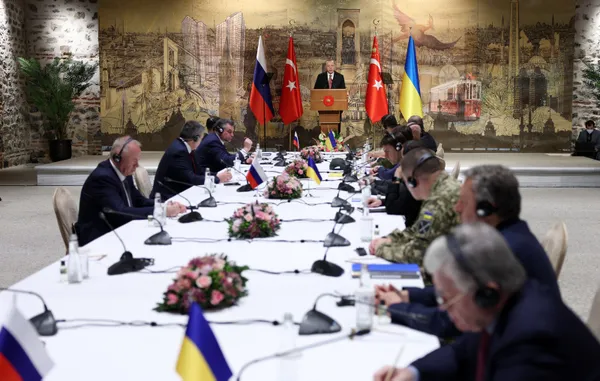Putin-Zelenskiy görüşmesi için Ukrayna'dan Türkiye'ye çağrı: İki lideri görüştürebilirseniz minnettar kalırız - 4