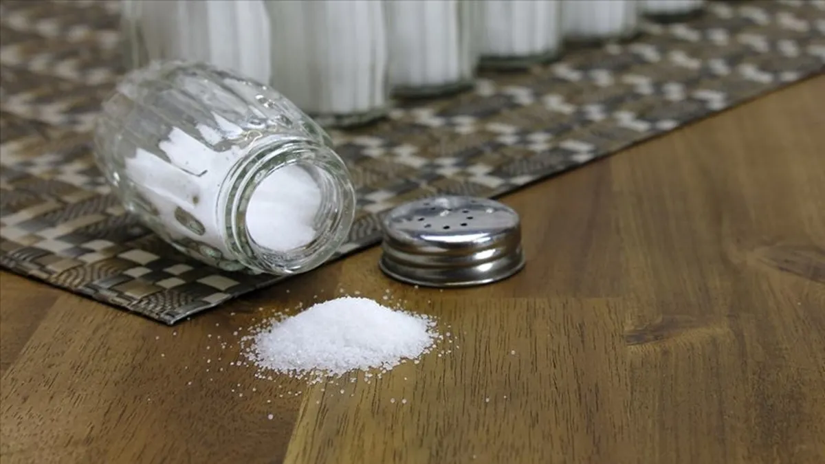 Tuz tüketimine dikkat! Günde 5 gramdan az tüketirseniz...