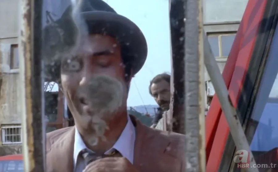 Yeşilçam efsanesi Sahte Kabadayı filmi ile ilgili şaşırtan gerçek! Kemal Sunal o sahneyi çekerken vatandaşlar... 25