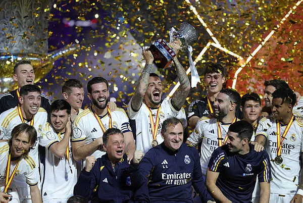 İspanya Süper Kupası Barcelona'yı farklı mağlup eden Real Madrid'in oldu! Arda Güler ilk kupasını kazandı - 6