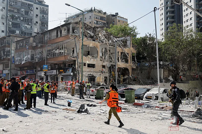Tel Aviv'e füze yağdı... Katil İsrail'de büyük yıkım! A Haber'de çarpıcı sözler: 'Demir Kubbe' efsanesi kestane oldu 22