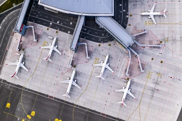 istanbul-havalimani-avrupayi-tahtindan-etti-1699536718785.jpg İstanbul Havalimanı Avrupa'yı tahtından etti - 3