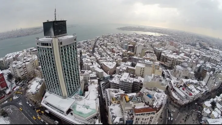 İstanbul karlar altında