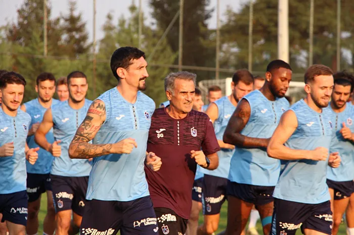 Trabzonspor’da Şenol Güneş dönemi! Maaşı KAP’a bildirildi