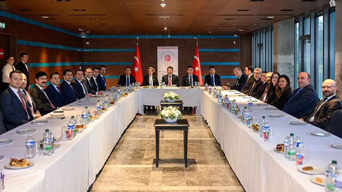 Bakan Tunç'tan Türkiye'nin Avrupa Konseyi Daimi Temsilciliği'ne ziyaret