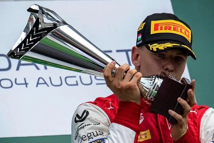 Michael Schumacher'in oğlundan bir ilk - 1