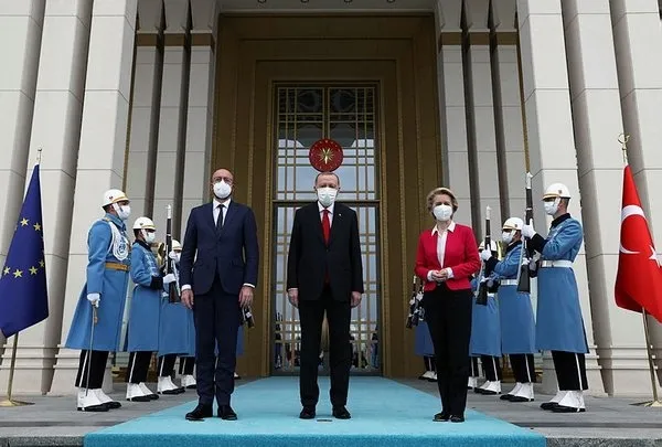 Fransız Le Monde gazetesi: Hatanın sorumlusu Michel'in protokol servisi - 4