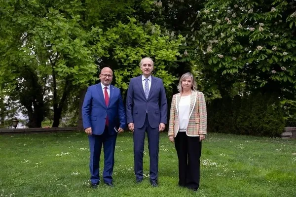 1714885260346.jpeg TBMM Başkanı Numan Kurtulmuş yeni anayasa sürecini anlattı: Partilerden önyargısız destek var - 8
