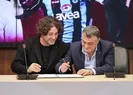 Fatih Tekke resmen Trabzonsporda! İmzayı attı