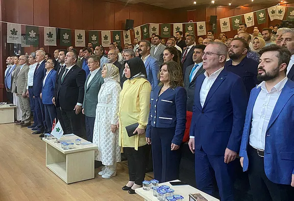 1691942509494.jpg CHP'ye bir 'yerel seçim' darbesi de Gelecek'ten: Kendi ismimizle gireceğiz - 2
