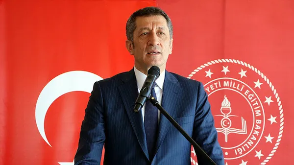 son-dakika-bakan-ziya-selcuk-a-habere-ozel-aciklamalarda-bulundu-4-ocakta-yuz-yuze-egitim-baslayacak-mi-1607453616811.jpg Son dakika: Bakan Ziya Selçuk A Haber'e özel açıklamalarda bulundu: 4 Ocak'ta yüz yüze eğitim başlayacak mı? - 1