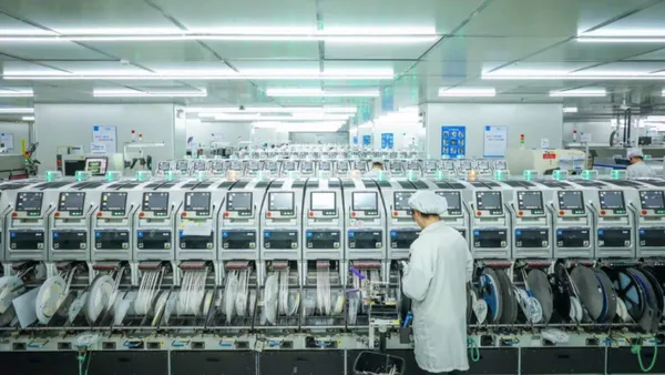 Çinli Vivo Gebze’de yerli cep telefonu üretimine başladı