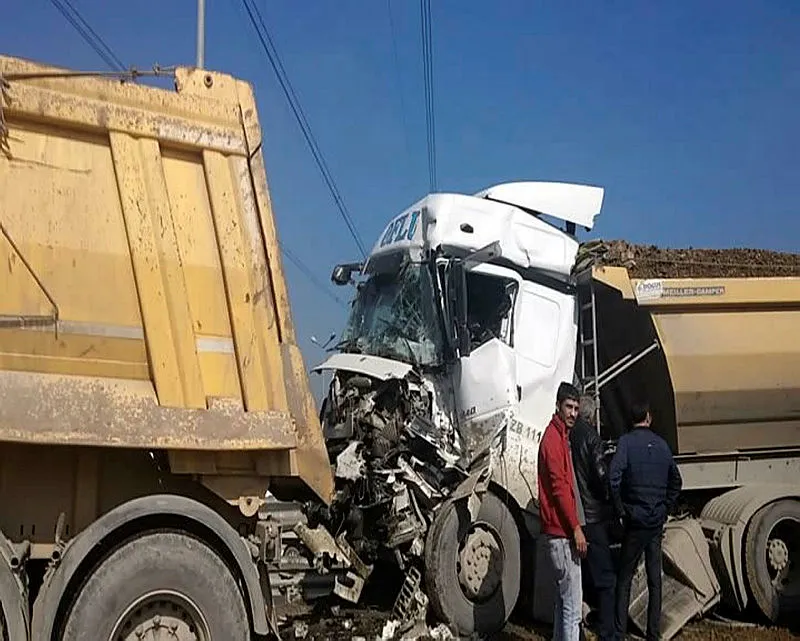 TEM'de kaza! Trafik durma noktasına geldi - 1