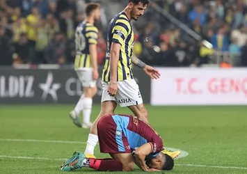 Fenerbahçeli Samet Akaydin PFDK'ya sevk edildi