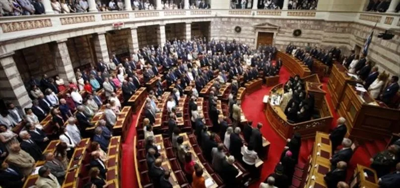 Yunanistan Parlamentosunda skandal! İslamiyet'e hakaret etti
