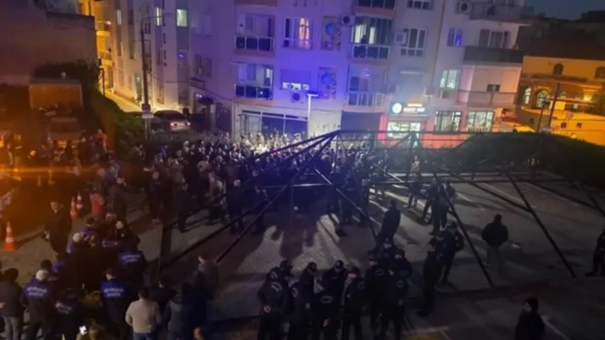 CHP'li Kuşadası Belediyesi'nden kaçak yapı skandalı! Aydın BB ekipleri arasında arbede çıktı