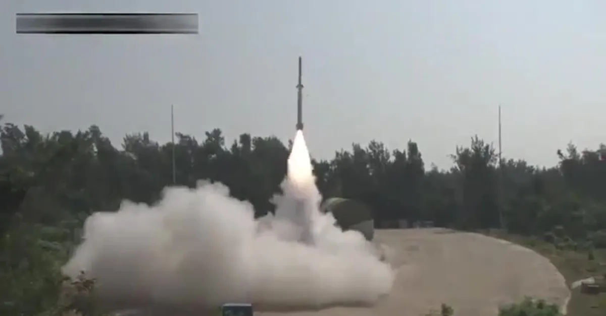 Hindistan "AD-1" füzesini test etti