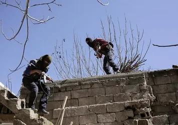 Şemdinli'de Emniyet ve Jandarmaya eş zamanlı taciz ateşi