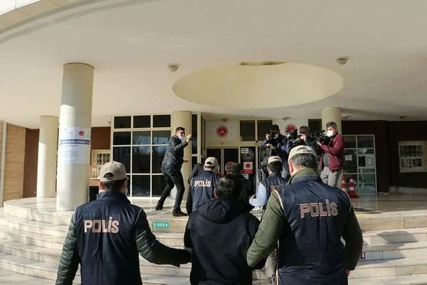 Son dakika | Sultanahmet ve Suruç saldırılarının planlayıcısı olan DEAŞ'lı terörist tutuklandı - 2