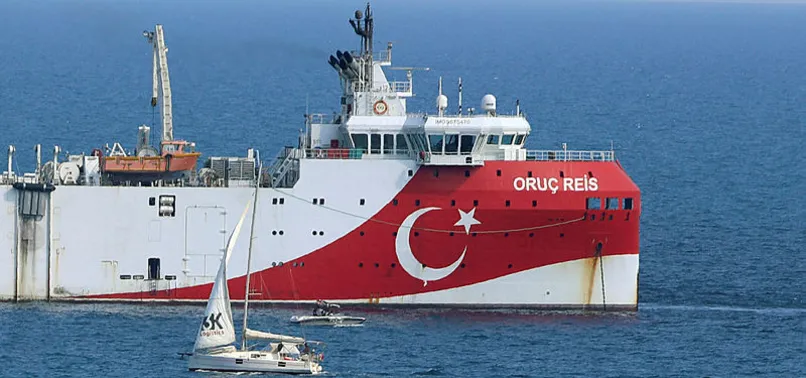 Fuat Oktay ve Fahrettin Altun'dan Oruç Reis'e destek mesajları