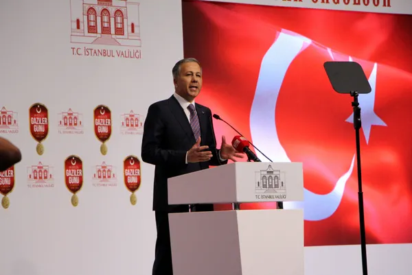 İstanbul Valisi Ali Yerlikaya’dan gazilere yemek