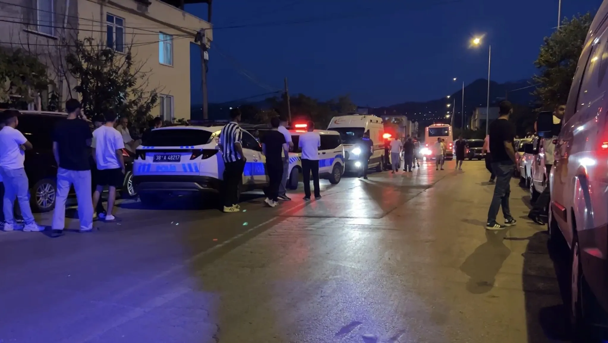 Kardeş dehşeti! Ağabeyini av tüfeğiyle öldürdü