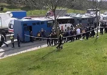 İstanbul'da 4 cezaevi sevk aracı kaza yaptı: 15 yaralı