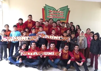 ultrAslan'dan şehit Musa Özalkan kütüphanesi