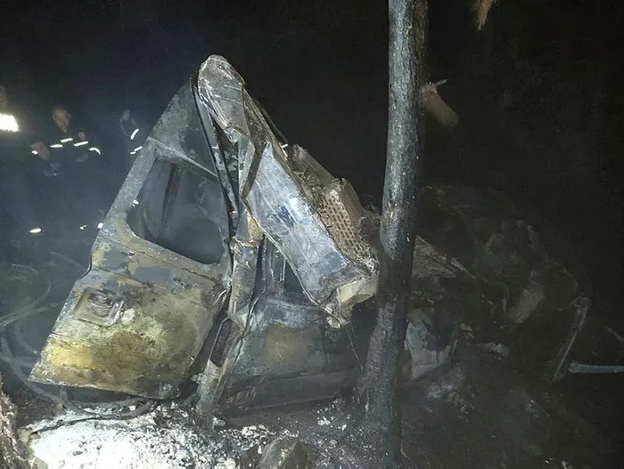 1713764774860.jpeg Adana'da korkunç kaza! Navigasyona uydu uçurumdan uçtu: 4 ölü, 17 yaralı - 2