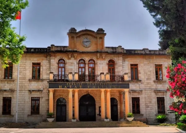 Hatay’da 6,4 büyüklüğünde deprem! Kahramanmaraş ve çevre illerde de hissedildi! Felaket sonrası artçılar sürüyor