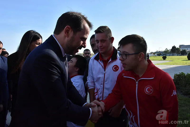 Bakan Berat Albayrak'a Samsun'da sevgi seli 9